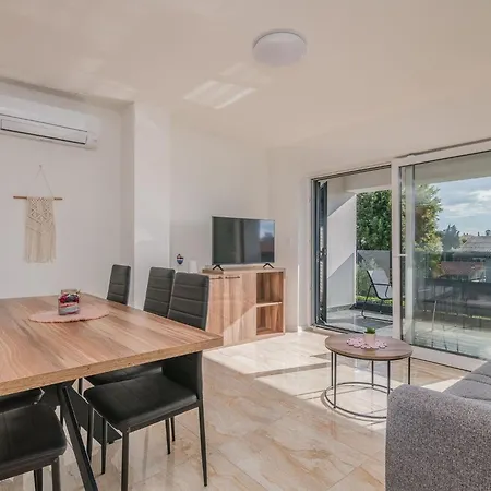 Martina 3 By Interhome Apartamento Malinska