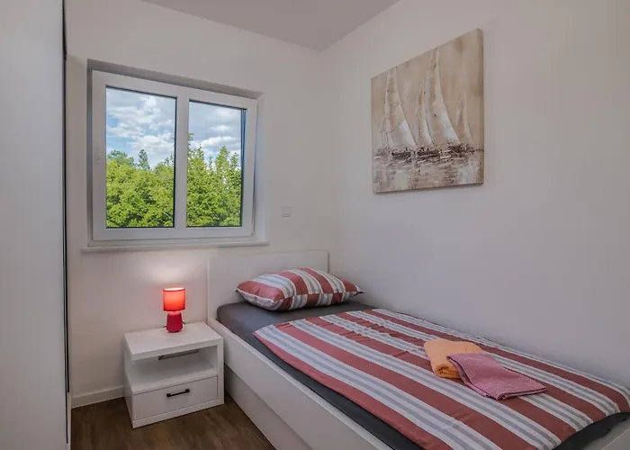 Apartamento Martina 3 By Interhome Malinska